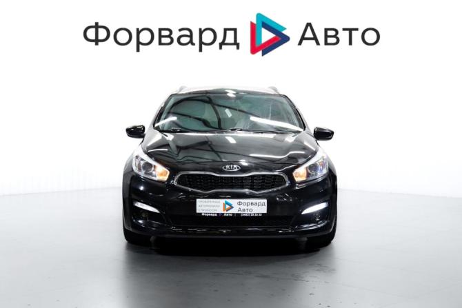 Kia Ceed II Рестайлинг с пробегом 2017 года, цена 1 399 000 рублей, 106600 км, универсал, Автокод Объявления