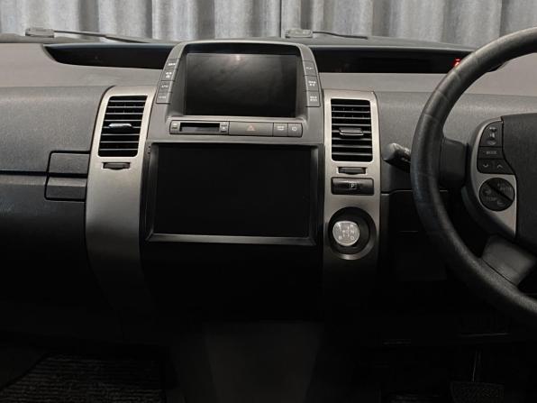 Toyota Prius II Рестайлинг (XW20) с пробегом 2009 года, цена 939 000 рублей, 100000 км, лифтбек, Автокод Объявления