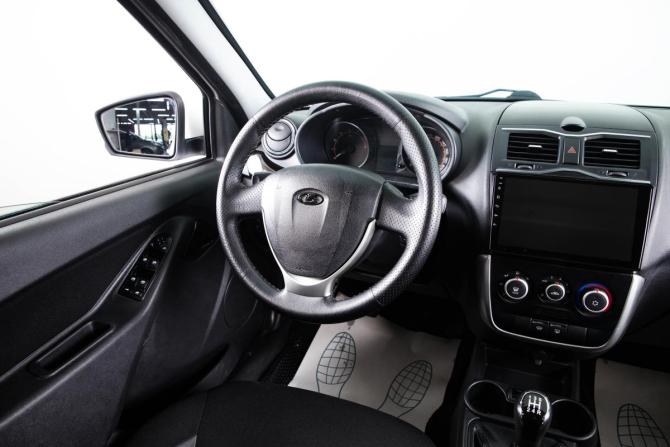 Lada (ВАЗ) Granta I Рестайлинг с пробегом 2019 года, цена 899 000 рублей, 156000 км, седан, Автокод Объявления