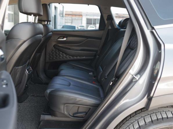 Hyundai Santa Fe IV Рестайлинг с пробегом 2021 года, цена 3 450 000 рублей, 121038 км, внедорожник, Автокод Объявления