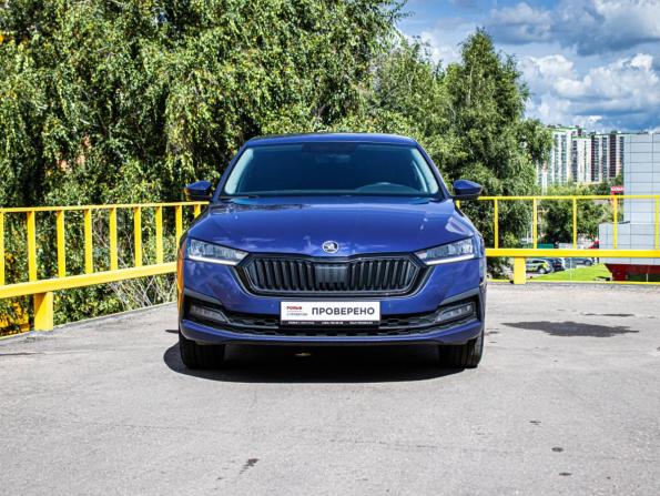 Skoda Octavia IV (A8) с пробегом 2020 года, цена 2 390 000 рублей, 107000 км, лифтбек, Автокод Объявления