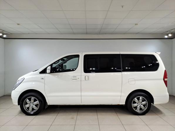 Hyundai Grand Starex I Рестайлинг с пробегом 2016 года, цена 2 299 000 рублей, 248000 км, минивэн, Автокод Объявления
