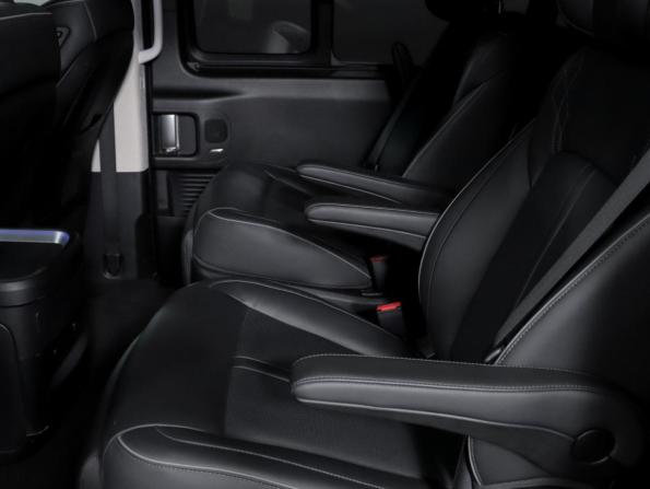 Hyundai Staria I с пробегом 2022 года, цена 6 050 000 рублей, 15509 км, минивэн, Автокод Объявления