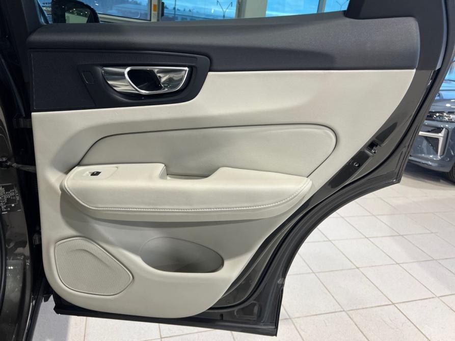 Volvo XC60 II Москва  - изображение 33