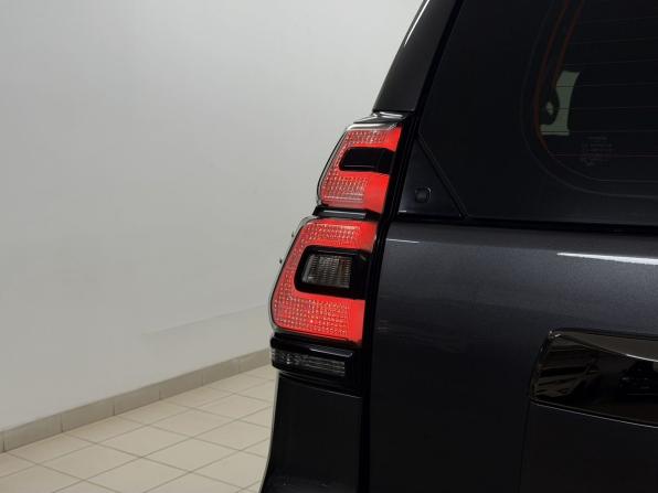 Toyota Land Cruiser Prado 150 Series Рестайлинг 3 с пробегом 2020 года, цена 4 550 000 рублей, 272026 км, внедорожник, Автокод Объявления