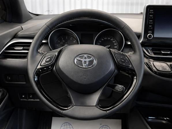 Toyota C-HR I Рестайлинг с пробегом 2020 года, цена 2 297 000 рублей, 97422 км, внедорожник, Автокод Объявления