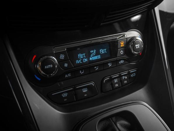 Ford Kuga II с пробегом 2016 года, цена 1 569 000 рублей, 125740 км, внедорожник, Автокод Объявления