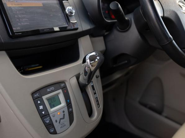 Daihatsu Move V Рестайлинг с пробегом 2013 года, цена 700 000 рублей, 105697 км, микровэн, Автокод Объявления
