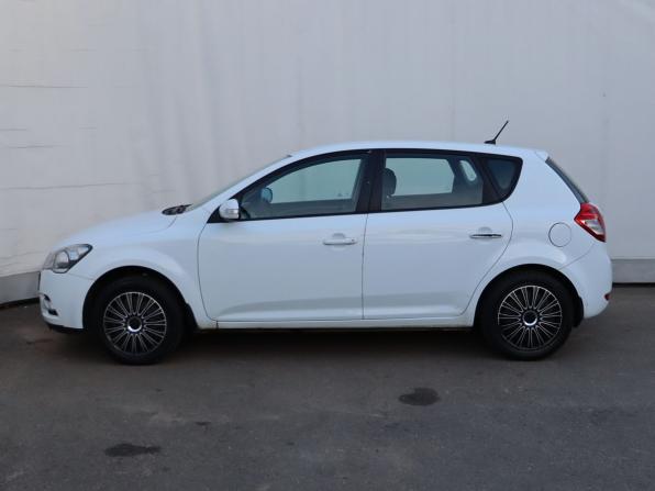Kia Ceed I Рестайлинг с пробегом 2011 года, цена 650 000 рублей, 128700 км, хэтчбек, Автокод Объявления