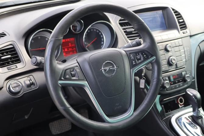 Opel Insignia I с пробегом 2013 года, цена 1 049 000 рублей, 138000 км, седан, Автокод Объявления