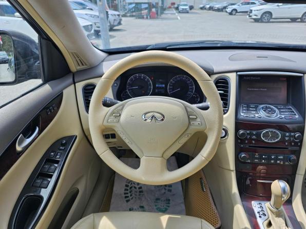 Infiniti QX50 I с пробегом 2015 года, цена 1 849 995 рублей, 181597 км, внедорожник, Автокод Объявления