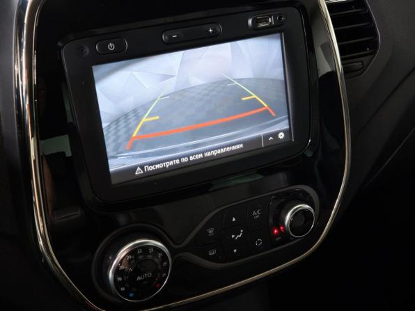 Renault Kaptur I с пробегом 2018 года, цена 1 195 000 рублей, 231090 км, внедорожник, Автокод Объявления