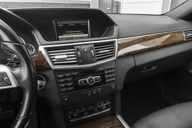 Mercedes-Benz E-Класс IV (W212 S212 C207) с пробегом 2012 года, цена 1 810 000 рублей, 146000 км, седан, Автокод Объявления