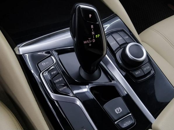 BMW 5 серии VII (G30/G31/G38) с пробегом 2018 года, цена 2 398 000 рублей, 220946 км, седан, Автокод Объявления