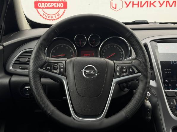 Opel Astra J Рестайлинг с пробегом 2013 года, цена 549 000 рублей, 306999 км, хэтчбек, Автокод Объявления