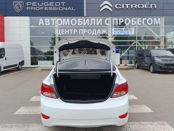 Hyundai Solaris I с пробегом 2014 года, цена 650 000 рублей, 177000 км, седан, Автокод Объявления
