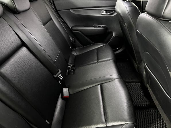 Kia Rio IV с пробегом 2017 года, цена 1 520 000 рублей, 135738 км, седан, Автокод Объявления