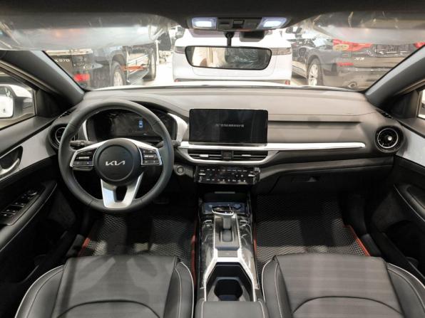 Kia K3 II (China Market) Рестайлинг с пробегом 2024 года, цена 2 630 000 рублей, 10 км, седан, Автокод Объявления
