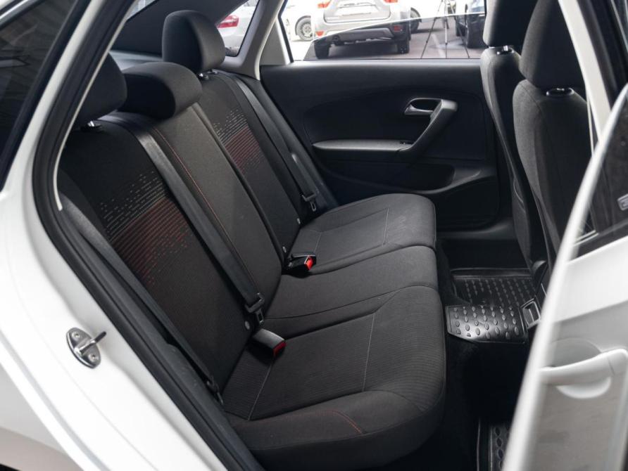Volkswagen Polo V Рестайлинг Краснодар  - изображение 7