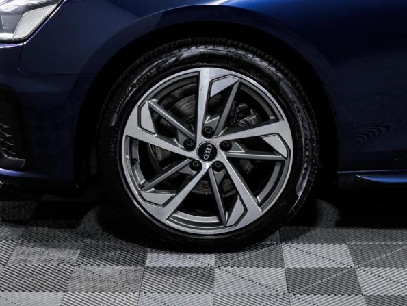 Audi A4 V (B9) Рестайлинг с пробегом 2020 года, цена 3 600 000 рублей, 26500 км, седан, Автокод Объявления