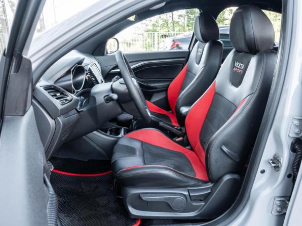 Lada (ВАЗ) Vesta I с пробегом 2019 года, цена 1 198 000 рублей, 52780 км, седан, Автокод Объявления