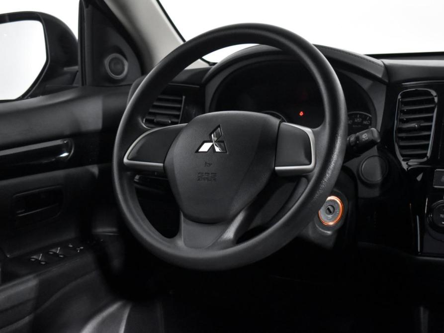 Mitsubishi Outlander III Рестайлинг 3 Санкт-Петербург  - изображение 15