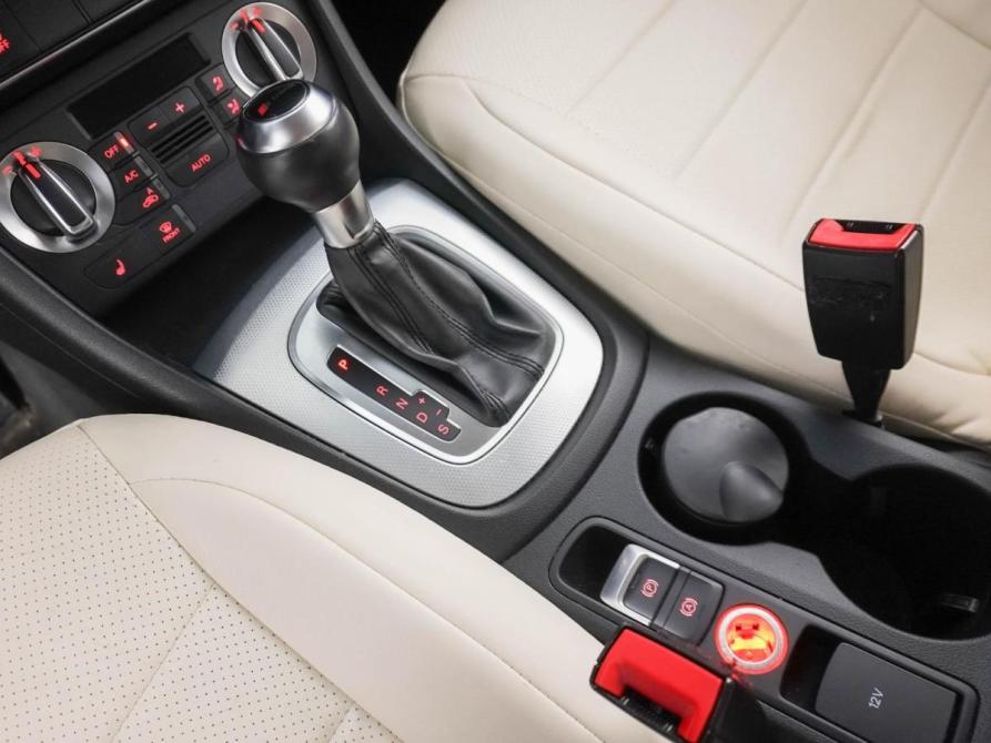 Audi Q3 I (8U) Москва  - изображение 14