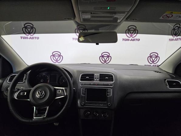 Volkswagen Polo V Рестайлинг с пробегом 2019 года, цена 1 257 000 рублей, 49747 км, седан, Автокод Объявления