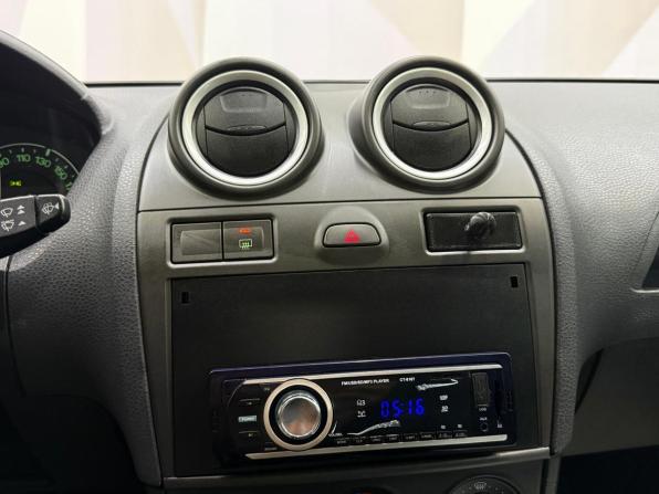 Ford Fiesta Mk5 с пробегом 2007 года, цена 320 000 рублей, 223150 км, хэтчбек, Автокод Объявления