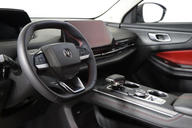 Changan CS55 Plus II с пробегом 2023 года, цена 2 269 990 рублей, 26337 км, внедорожник, Автокод Объявления