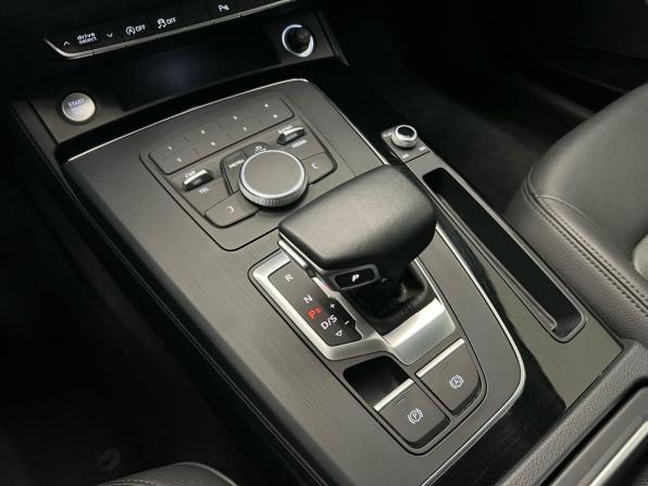 Audi Q5 II (FY) с пробегом 2018 года, цена 2 990 000 рублей, 97211 км, внедорожник, Автокод Объявления