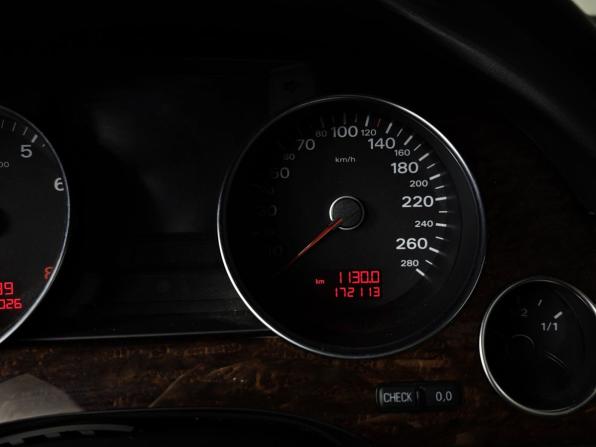 Audi A8 II (D3) Рестайлинг 2 с пробегом 2009 года, цена 1 235 000 рублей, 172105 км, седан, Автокод Объявления
