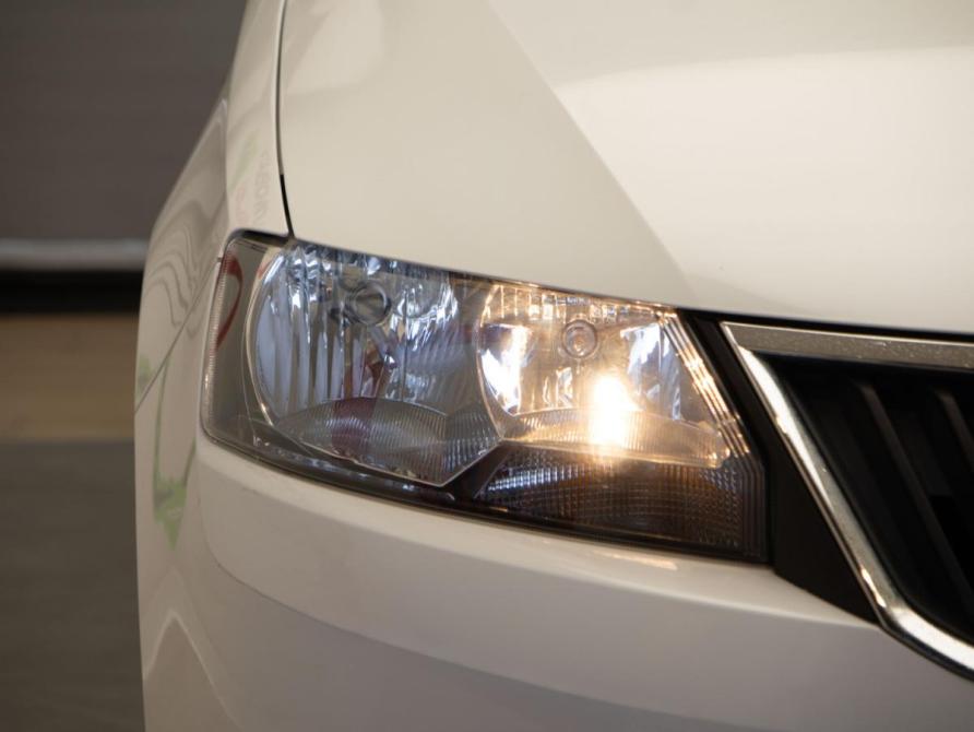 Skoda Rapid I Москва  - изображение 30