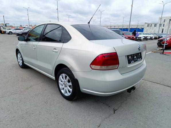 Volkswagen Polo V с пробегом 2011 года, цена 529 995 рублей, 297798 км, седан, Автокод Объявления
