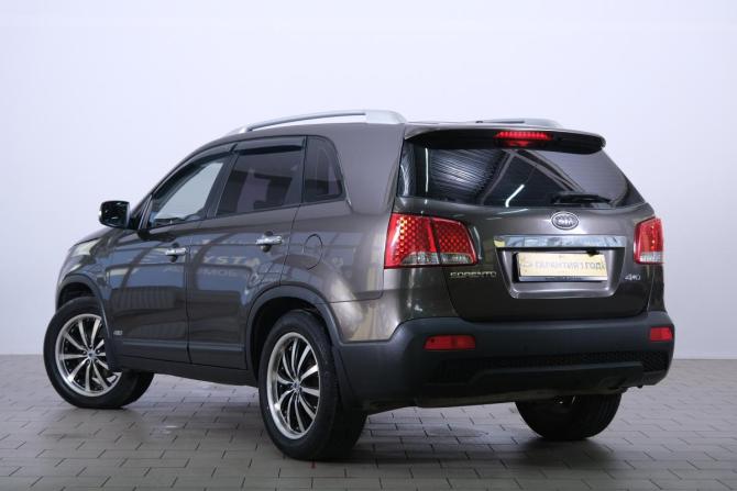 Kia Sorento II с пробегом 2010 года, цена 1 549 000 рублей, 240000 км, внедорожник, Автокод Объявления