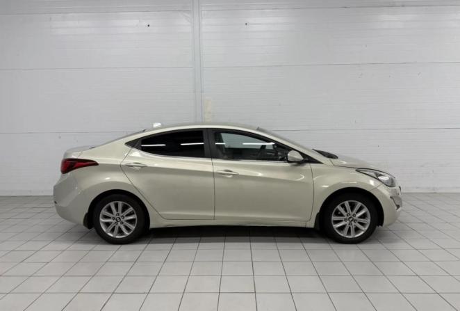 Hyundai Elantra V (MD) Рестайлинг с пробегом 2015 года, цена 890 000 рублей, 206876 км, седан, Автокод Объявления