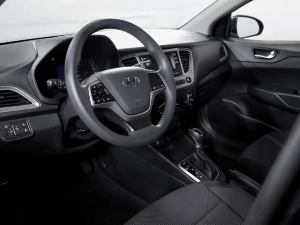 Hyundai Solaris II Рестайлинг с пробегом 2020 года, цена 1 749 000 рублей, 8011 км, седан, Автокод Объявления