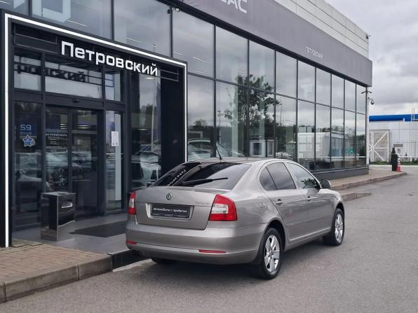 Skoda Octavia II (A5) Рестайлинг с пробегом 2012 года, цена 1 045 000 рублей, 109042 км, лифтбек, Автокод Объявления
