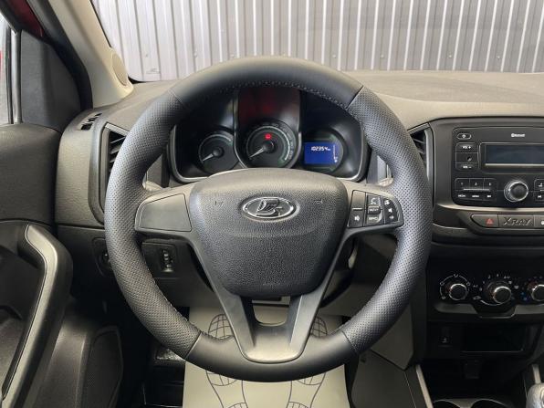 Lada (ВАЗ) XRAY I с пробегом 2018 года, цена 877 000 рублей, 102354 км, хэтчбек, Автокод Объявления