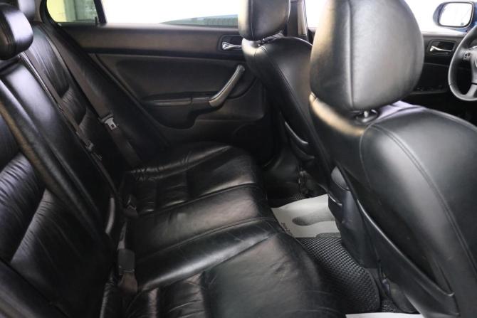 Honda Accord VII Рестайлинг с пробегом 2006 года, цена 899 000 рублей, 364000 км, седан, Автокод Объявления