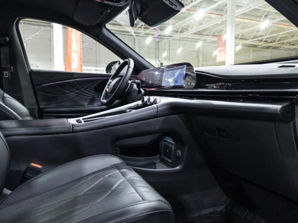 Exeed RX с пробегом 2023 года, цена 2 999 700 рублей, 45155 км, внедорожник, Автокод Объявления