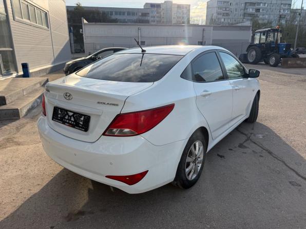 Hyundai Solaris I Рестайлинг с пробегом 2015 года, цена 779 900 рублей, 131088 км, седан, Автокод Объявления