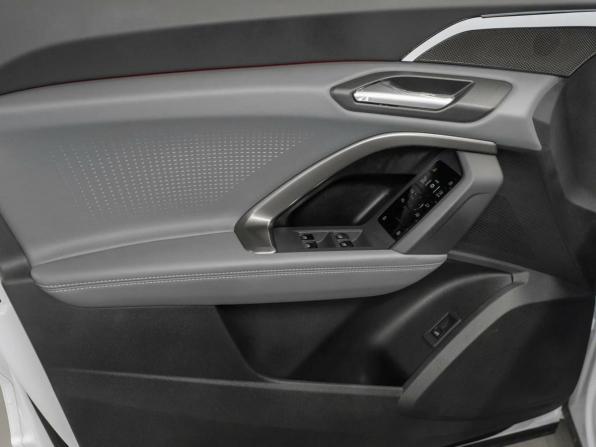 Audi Q5 III с пробегом 2026 года, цена 6 040 000 рублей, 11 км, внедорожник, Автокод Объявления