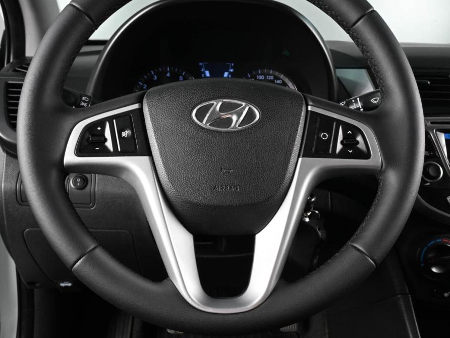 Hyundai Solaris I Ростов-на-Дону  - изображение 14