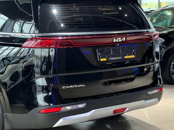 Kia Carnival IV с пробегом 2022 года, цена 4 700 000 рублей, 96700 км, минивэн, Автокод Объявления