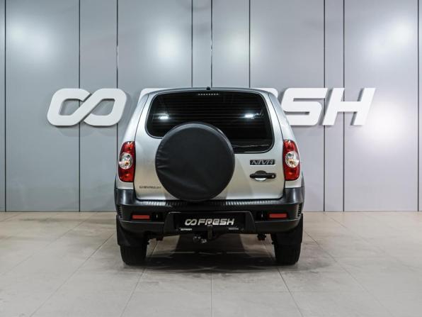 Chevrolet Niva I Рестайлинг с пробегом 2019 года, цена 799 000 рублей, 125774 км, внедорожник, Автокод Объявления