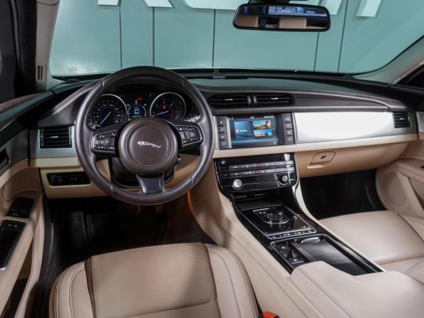 Jaguar XF II с пробегом 2016 года, цена 1 749 000 рублей, 191262 км, седан, Автокод Объявления