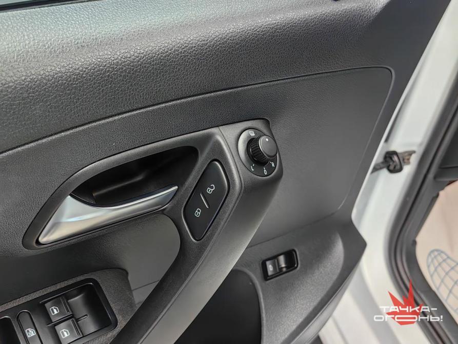 Volkswagen Polo V Рестайлинг Пермь  - изображение 18