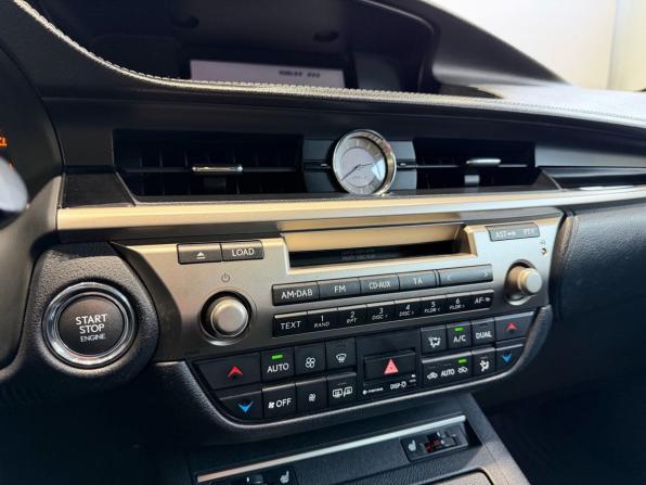 Lexus ES VI с пробегом 2012 года, цена 1 949 900 рублей, 180000 км, седан, Автокод Объявления