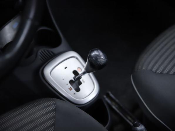 Peugeot 107 I Рестайлинг 2 с пробегом 2012 года, цена 490 000 рублей, 127857 км, хэтчбек, Автокод Объявления